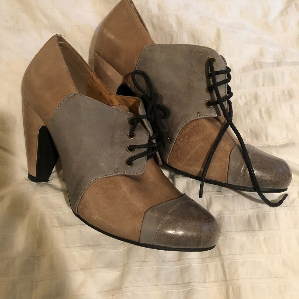 Miss Mooz heels booties